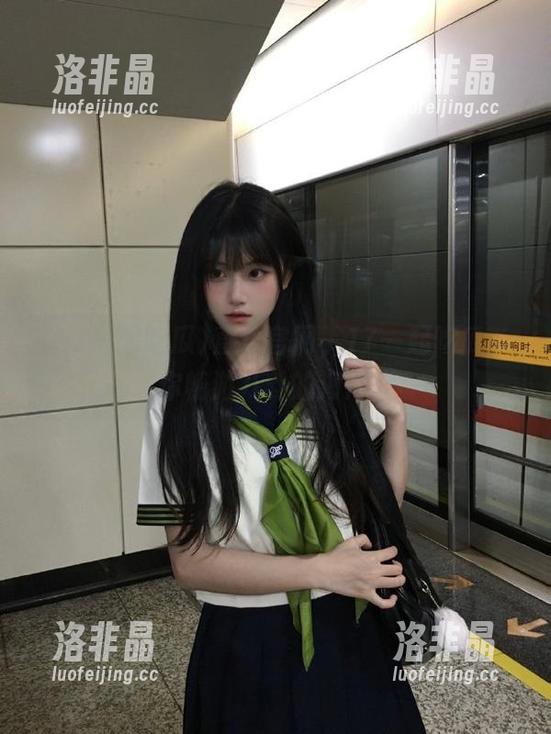 17一起吃瓜 直达官网,17一起吃瓜带你畅游八卦的海洋!