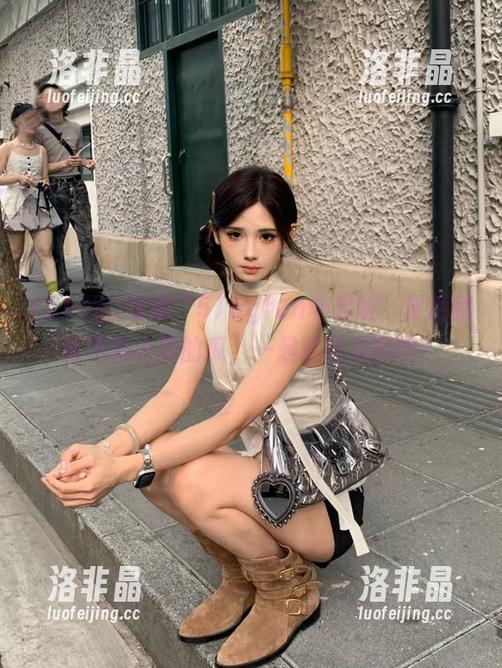 难道“51cgfun苹果版”背后藏着不为人知的瓜，一起边吃边聊吧？