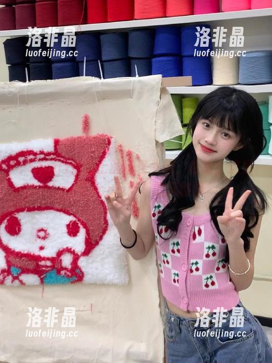 首页上的奇怪头像，哈哈，这很“51cgfun”的风格啊