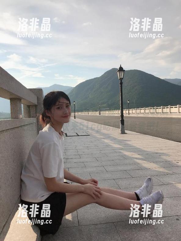 iOS友情提示：今日的瓜又酸又甜，快来51cg吃瓜网尝尝吧！