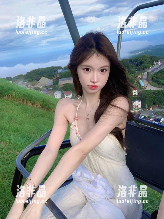 51吃瓜app，学生们的校园八卦集散地，快来围观今日大事件！