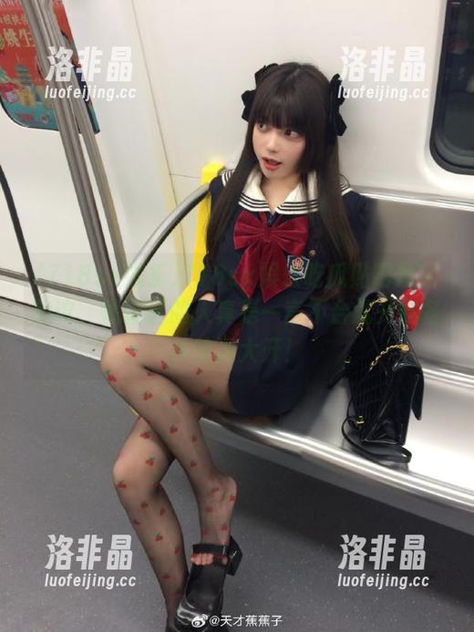 718sx娱乐吃瓜贴吧最新热议，评论区的人真是一言不合就开始各种脑洞大开！