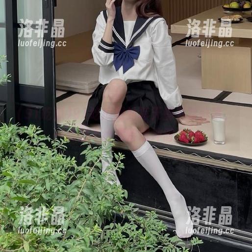 91吃瓜网站每天都有新鲜事，一点都不给我留缓冲时间！