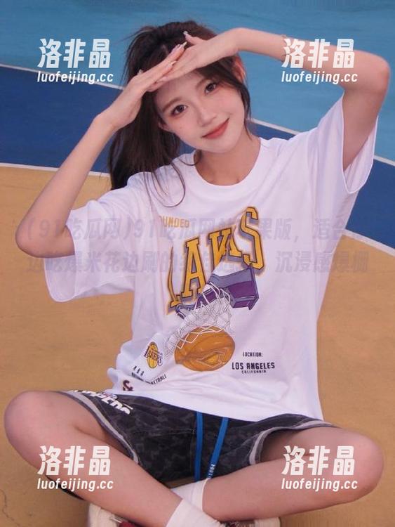 91吃瓜网站苹果版，适合你边吃爆米花边刷的绝佳选择，沉浸感爆棚啊！