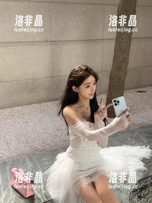 “hlw”的资源就像偷心贼，总是出现在你意想不到的地方。