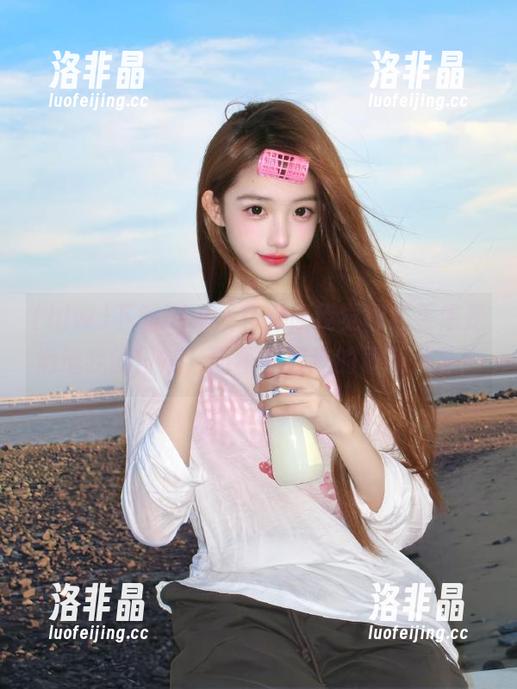 下载hlw，有时候我觉得它更像是消遣我的日常，而不是我追的最新八卦！