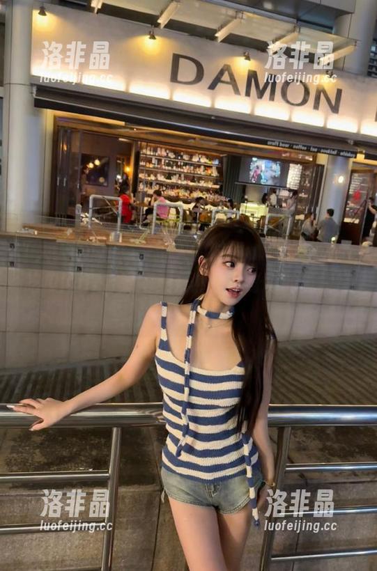 人人吃瓜网 一个人的时候,只能用人人吃瓜网app解闷,果然是单身狗的真实写照!