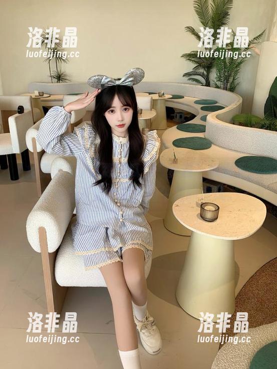 免费吃瓜：“资源”标签下，有意想不到的耙子和午后的凉风。
