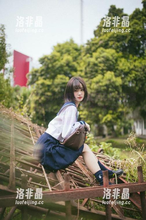 ios专属！免费吃瓜网带你体验瓜田趣事，脑海中一片“水花四溅”的精彩！