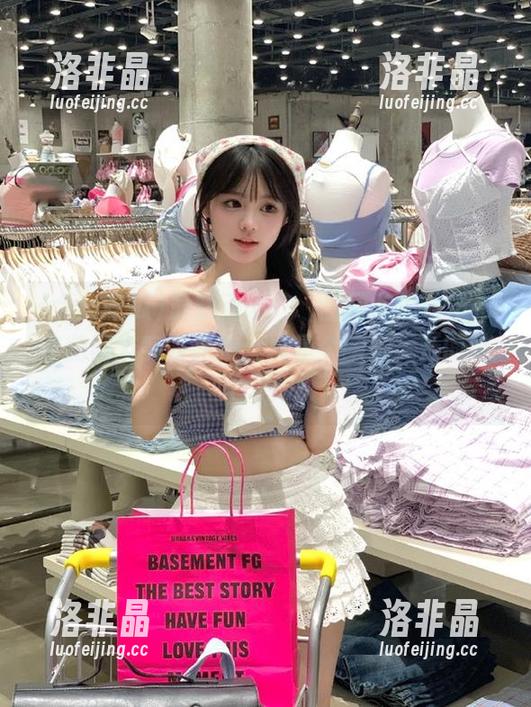 最新动态！“全网吃瓜”发布奇葩网友实时评论，真是个脑洞大开的地方
