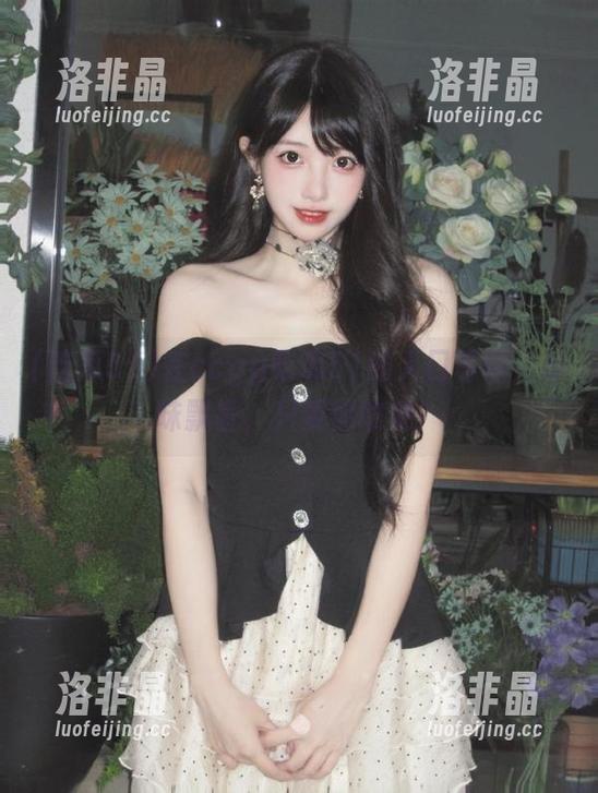 在ccgg吃瓜51的入口等你，瓜味飘香，只要你敢来！