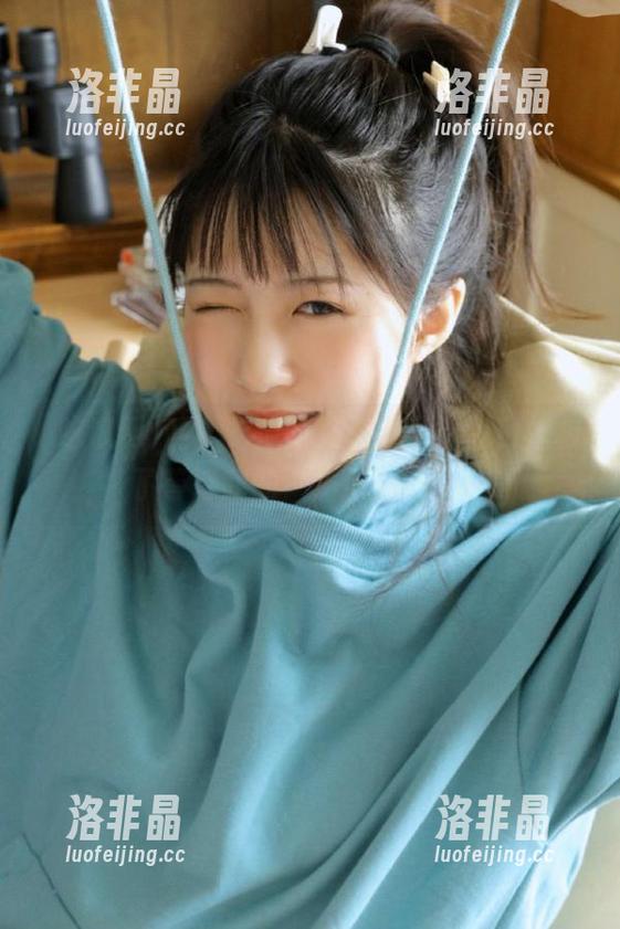 哈，吃瓜网又更新了，入口像极了等待我的“重重考验”！