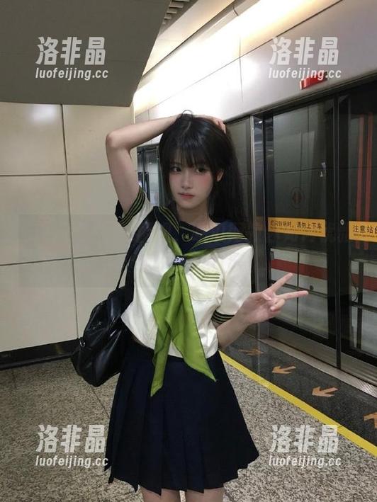 在线围观，吃瓜网教你如何优雅地吃哥们的瓜