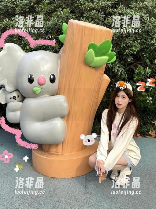 走进“吃瓜网”的首页，感受那种奇妙的“入口”氛围，真让人恍惚…
