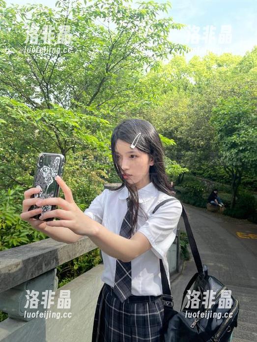 当网曝吃瓜遇上免费瓜，真能让你一天都停不下来！