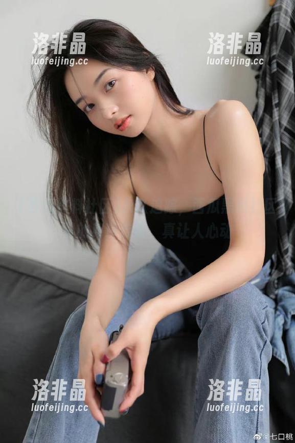 永久追踪，西瓜黑料社区里的草莓传奇，真让人心动