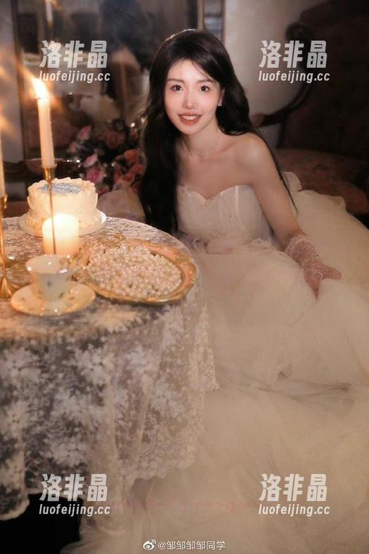 入口在哪里啊！tttzzz黑料不打烊，你是要搞我吗？点击十次也打不开！
