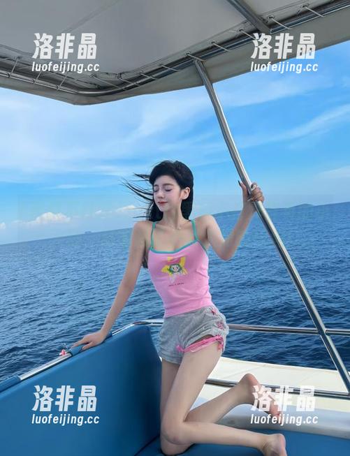 zzzttt黑料不打烊首页的小入口，其实藏了不为人知的乐趣！