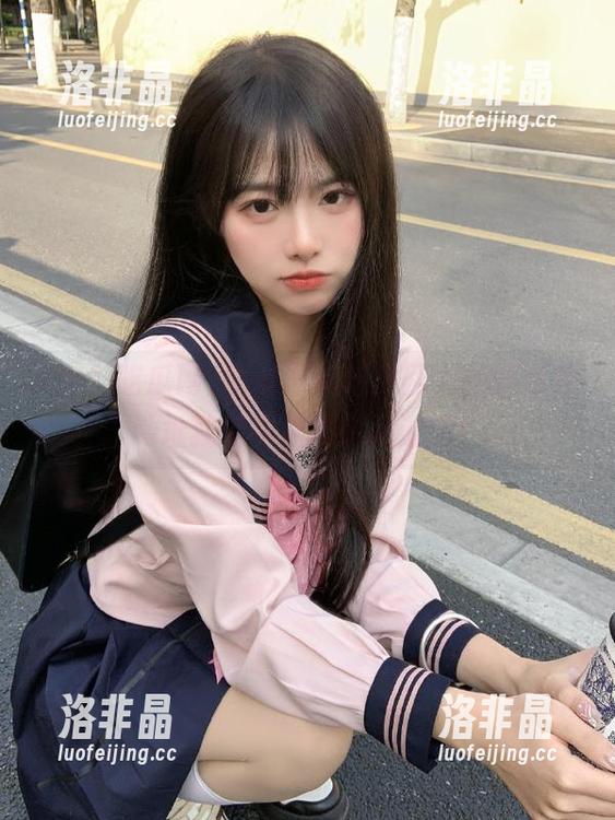 路过黑料吃瓜网，随便点开地址就能带你去影院遨游！