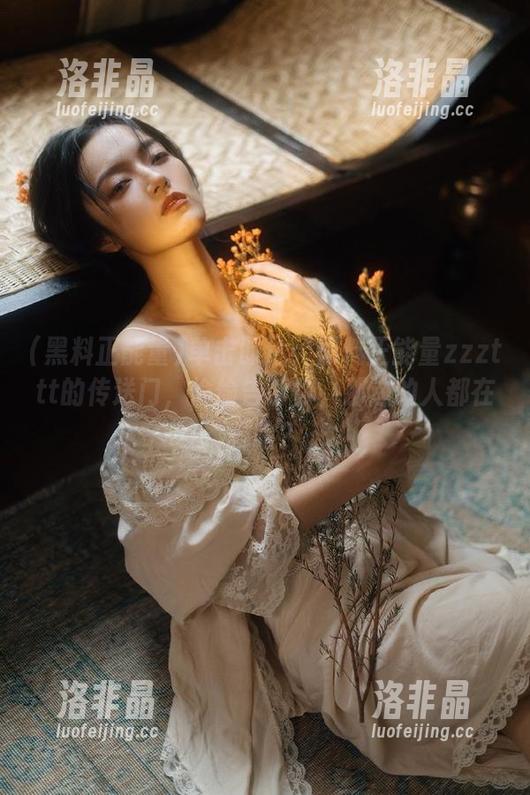 单击即达：黑料正能量zzzttt的传送门，偷偷告诉你，那边的人都在聊啥？