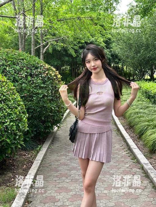 黑料正能量 踏进“黑料正能量fuli8.sk”的地址,来一次神奇的瓜田游历,哈哈,太有趣了吧!