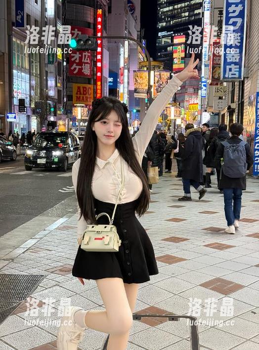 听说“黑料社官网”变了导航？我赶紧去探探究竟！