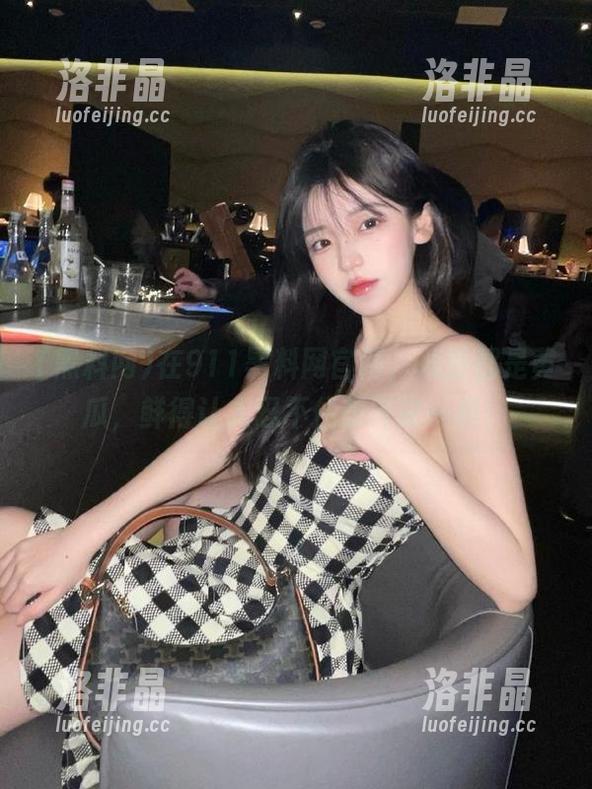 在911黑料网官网，八卦都是黄瓜，鲜得让人忍不住想再来一根！