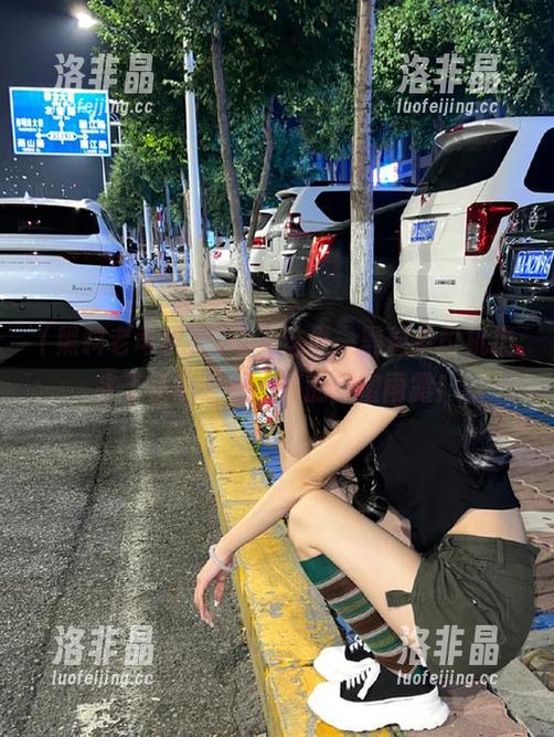 发布看这里，黑料老司机捎来了正能量福利姬的甜蜜雨露！